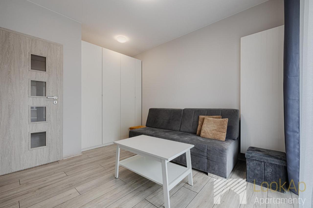 Primo V By Lookap Apartment Lodź Bagian luar foto