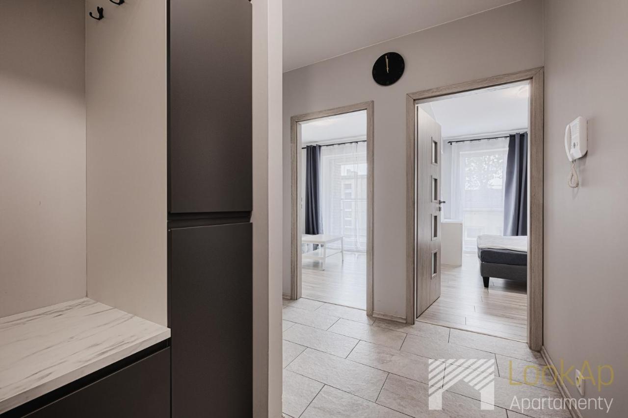 Primo V By Lookap Apartment Lodź Bagian luar foto